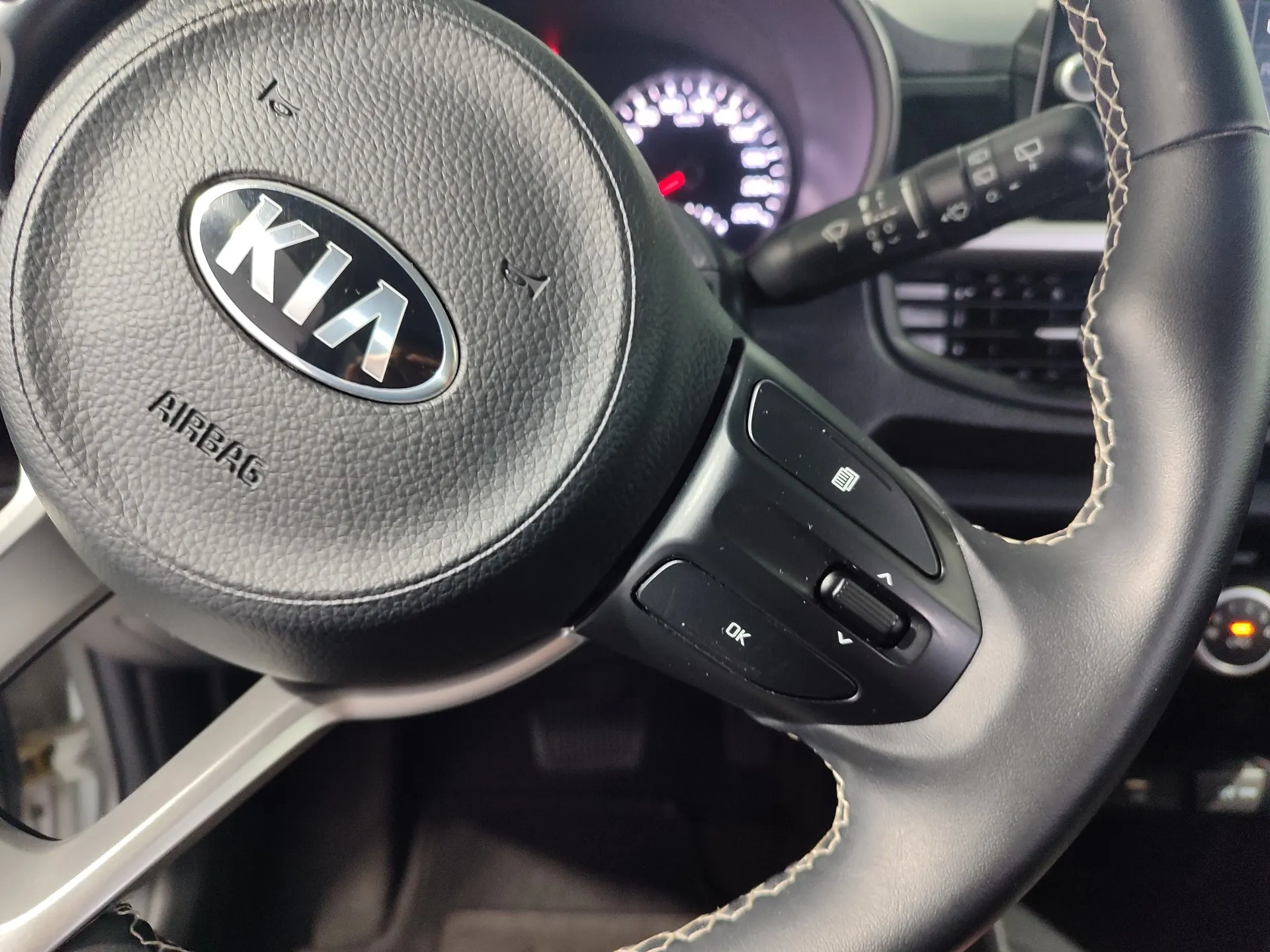 Kia Picanto 1.0 MPi Urban 5AMT 30