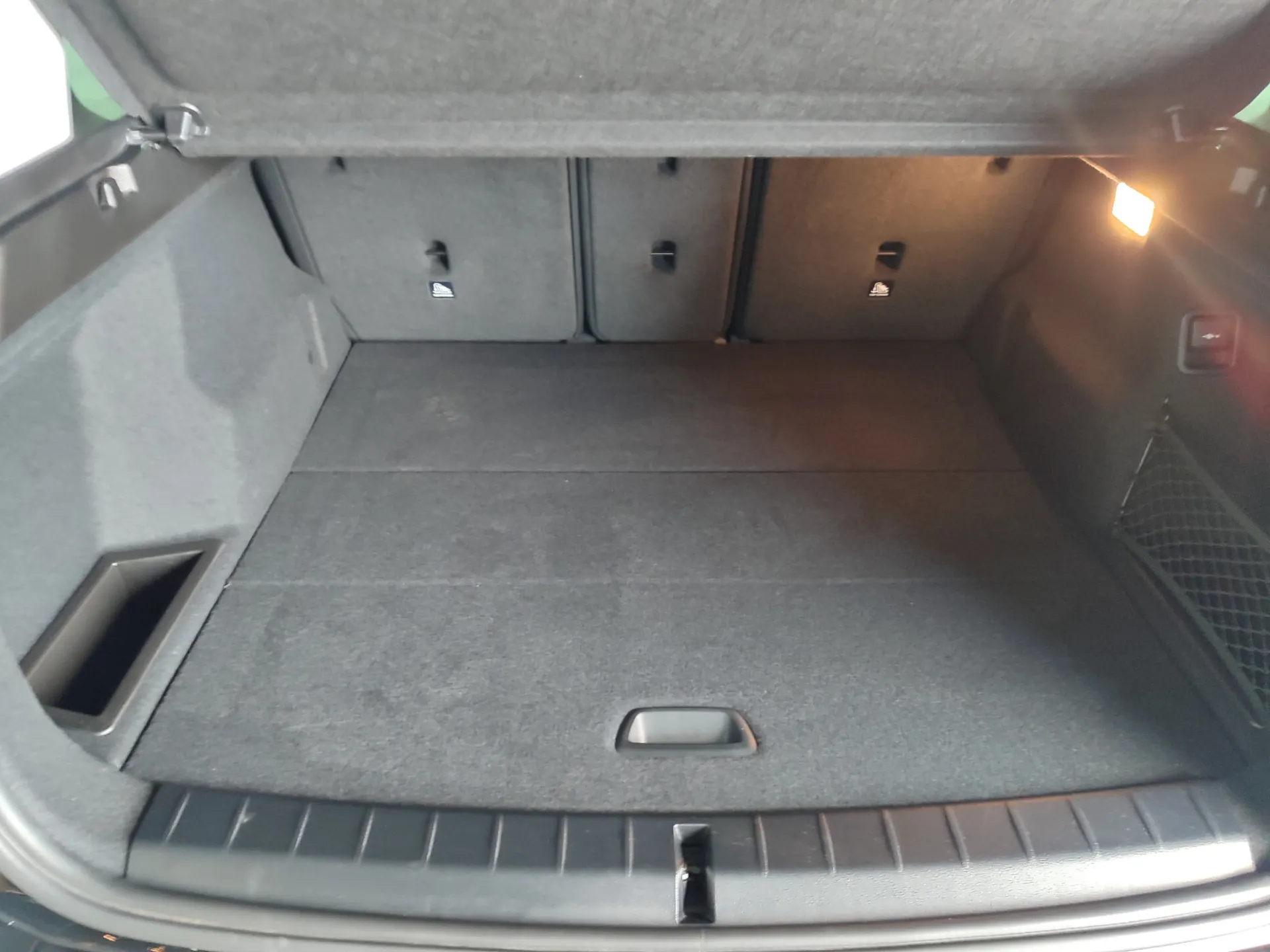 BMW X1 16 d sDrive Advantage Auto 44