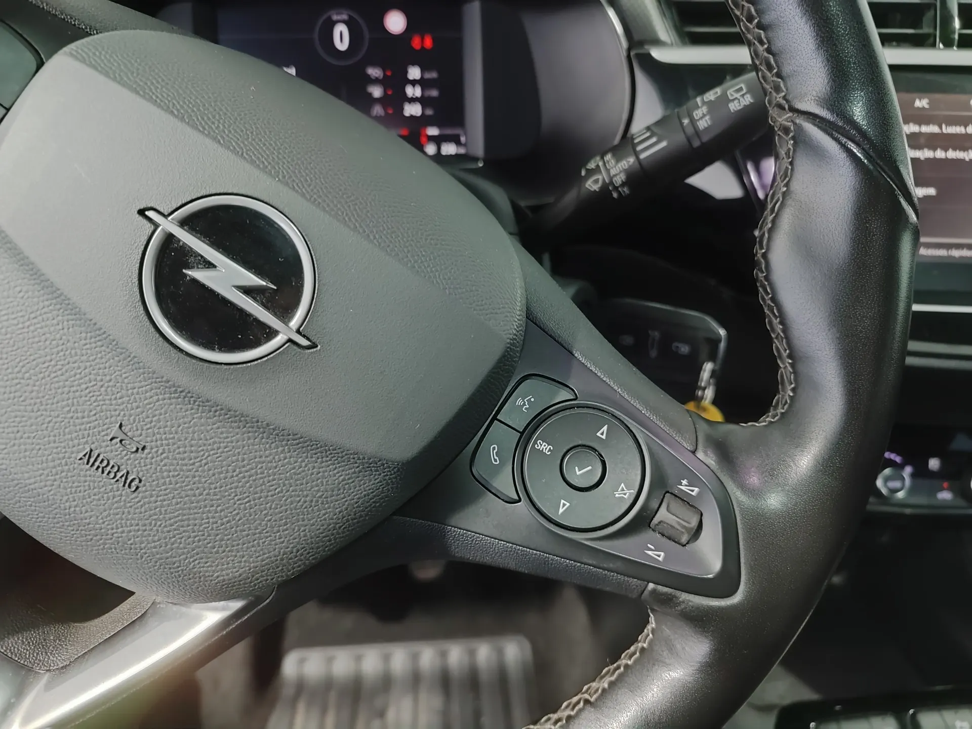 Opel Corsa 1.2 T GS 32