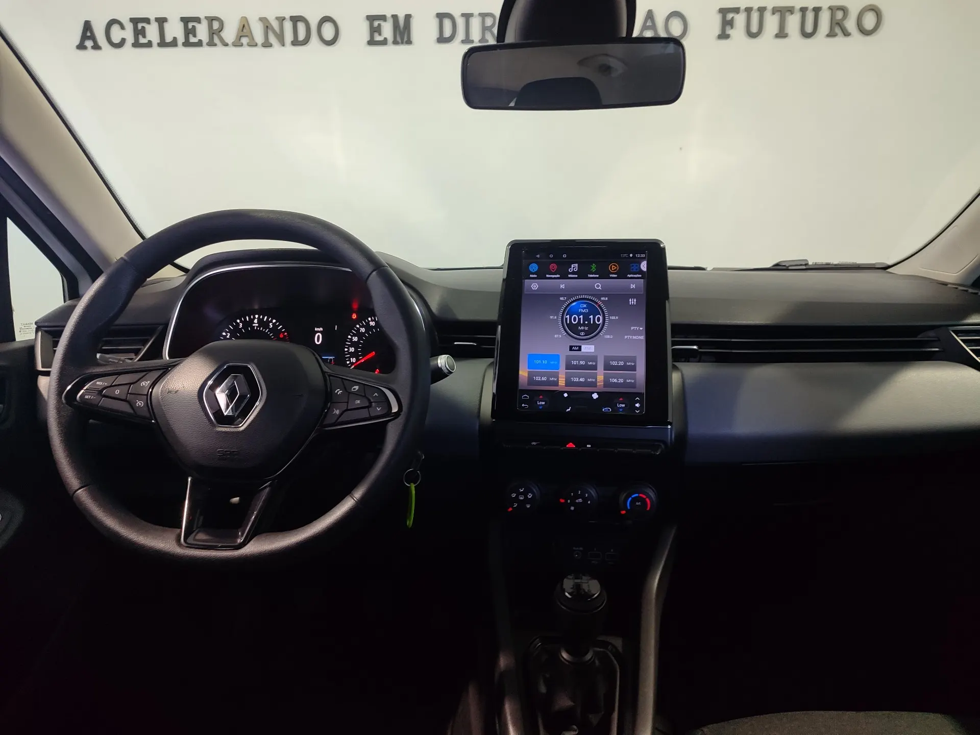 Renault Clio 1.0 SCe Zen 19