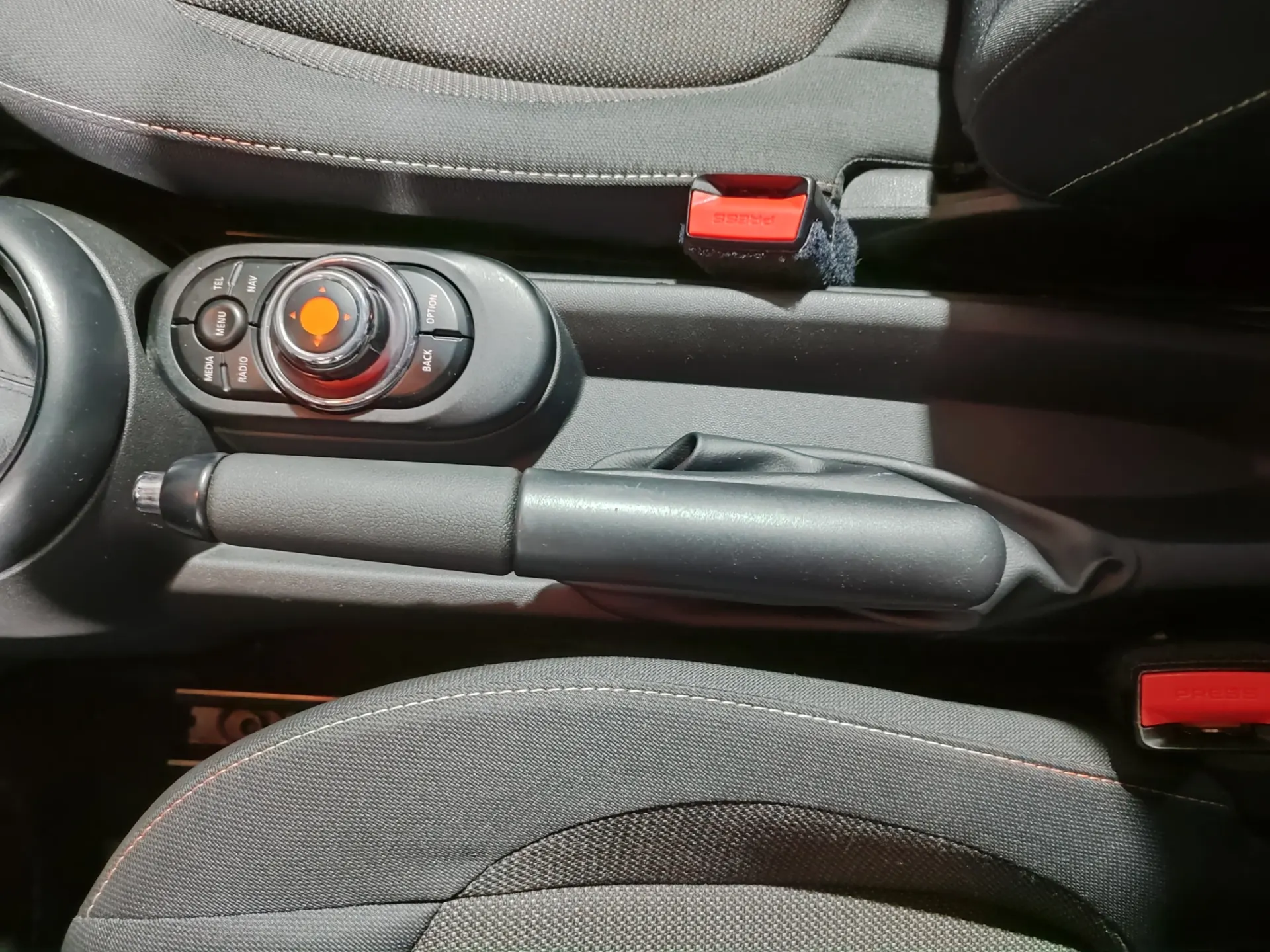 MINI 3 Portas One D 30