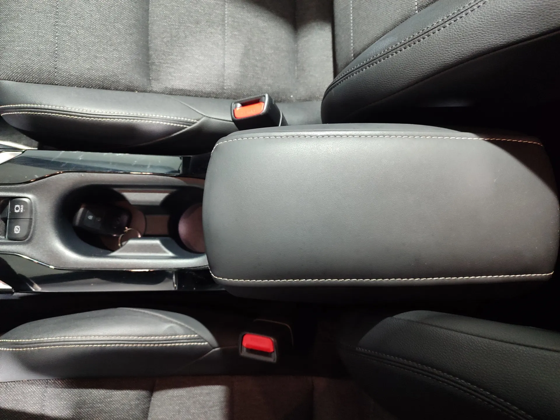 Toyota Corolla 1.8 Hybrid Exclusive 30