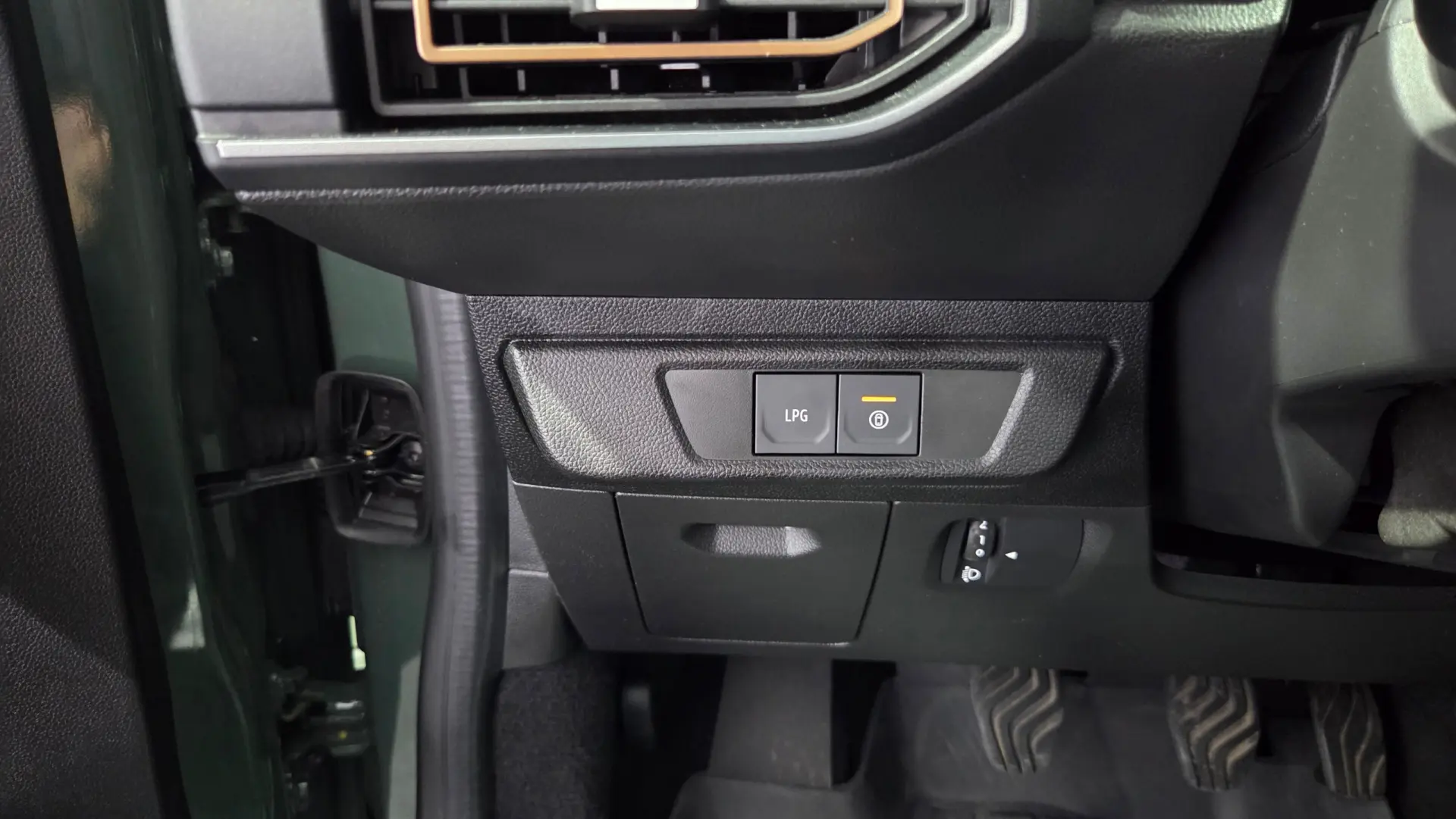 Dacia Jogger 1.0 ECO-G Extreme+ Up&Go 7L Bi-Fuel 42