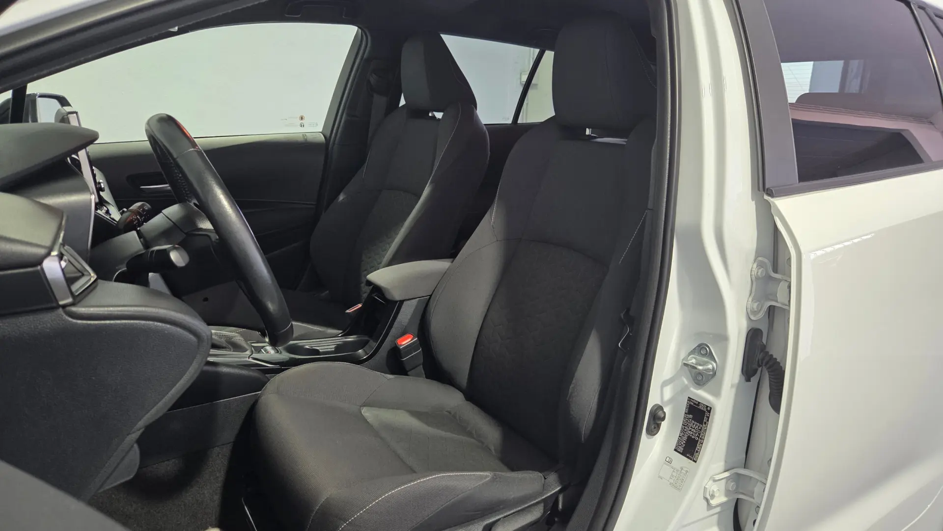 Toyota Corolla Touring Sports 1.8 Hybrid Exclusive 13