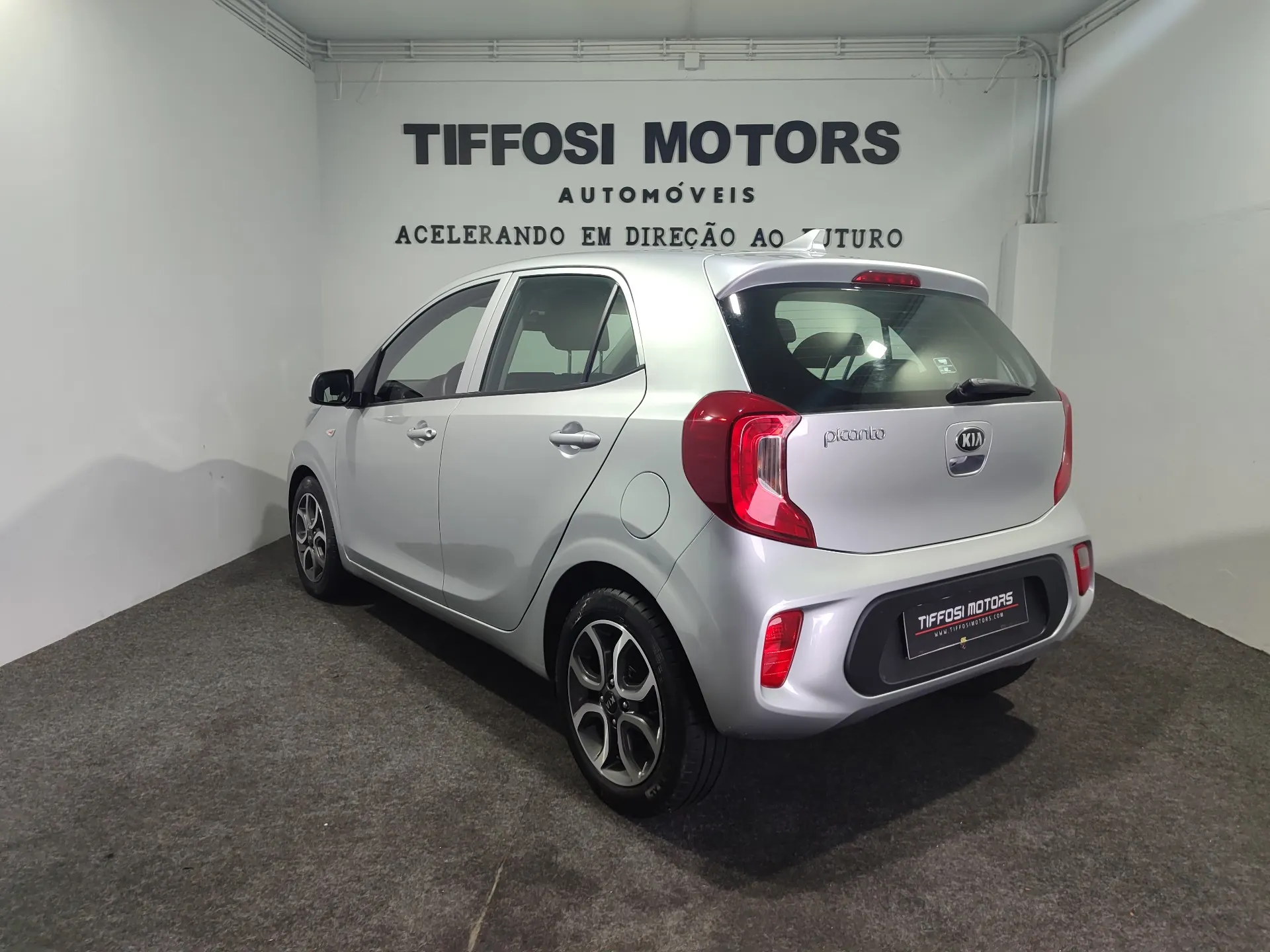 Kia Picanto 1.0 MPi Urban 5AMT 7