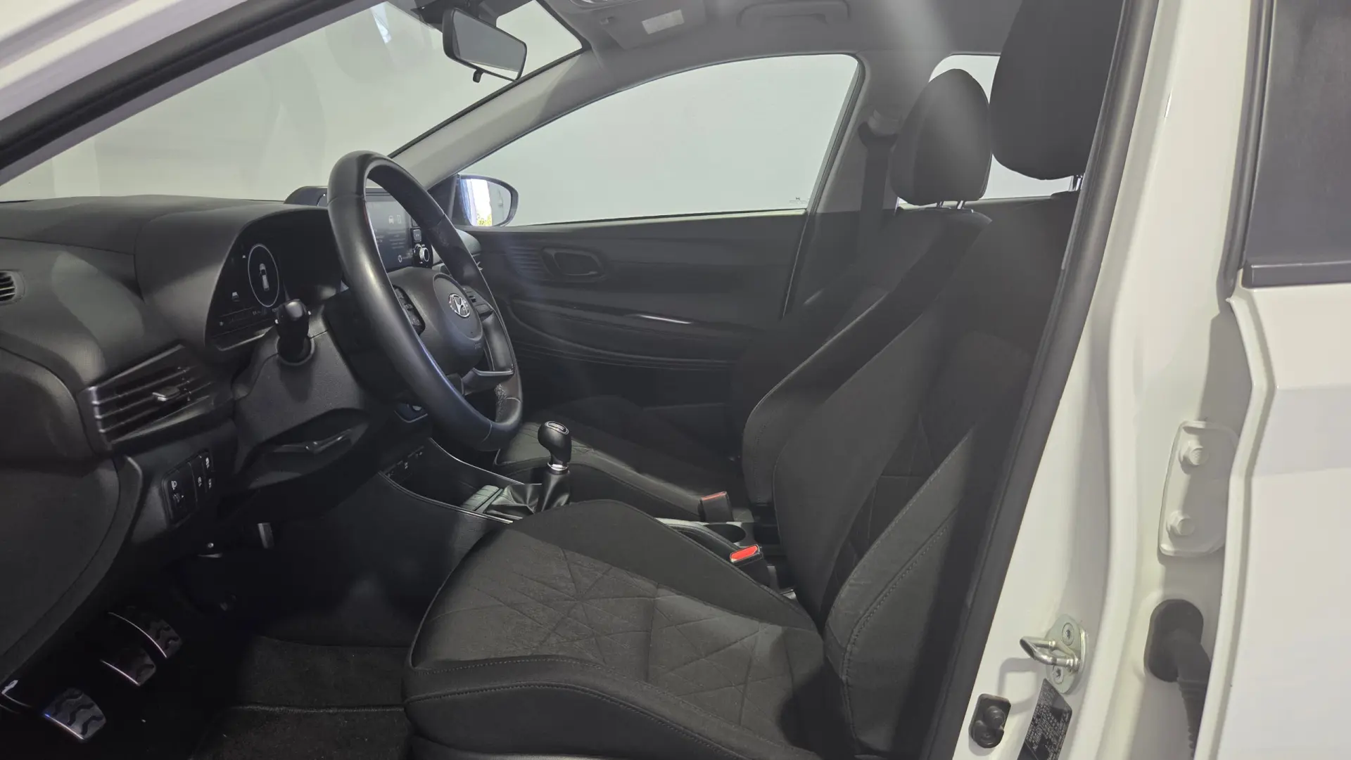 Hyundai Bayon 1.2 Select 13
