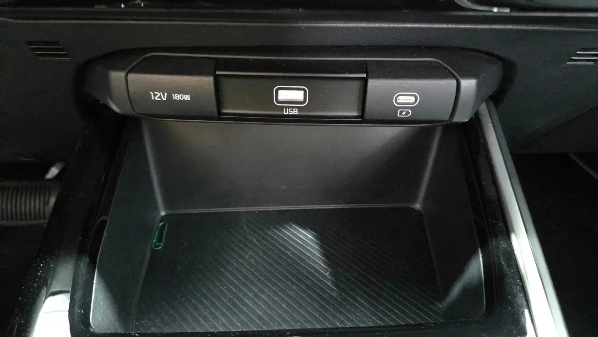 Kia Niro 1.6 GDI PHEV 2WD OPF Aut. Spirit 34