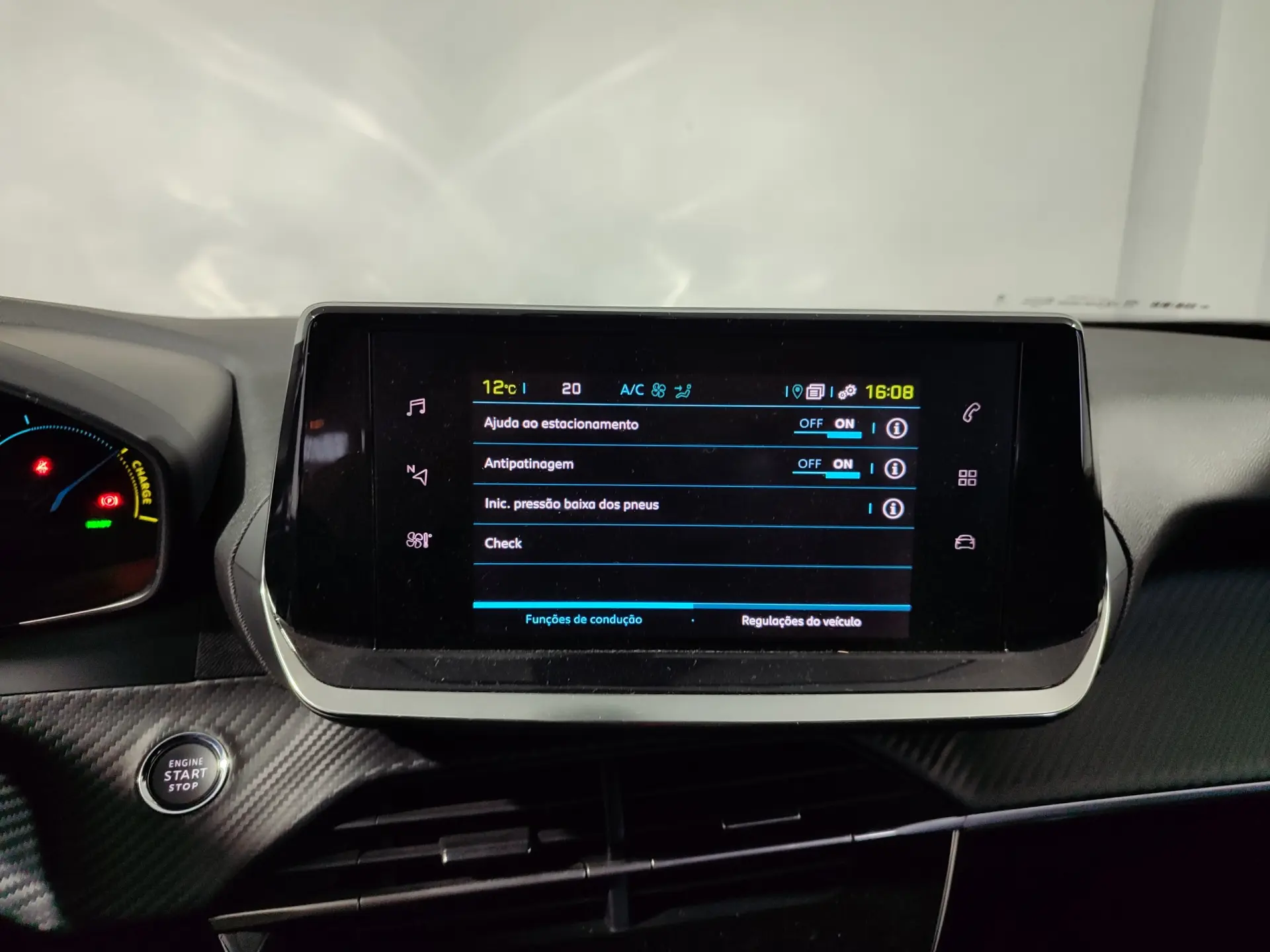 Peugeot e-2008 50 kWh Active Pack 26