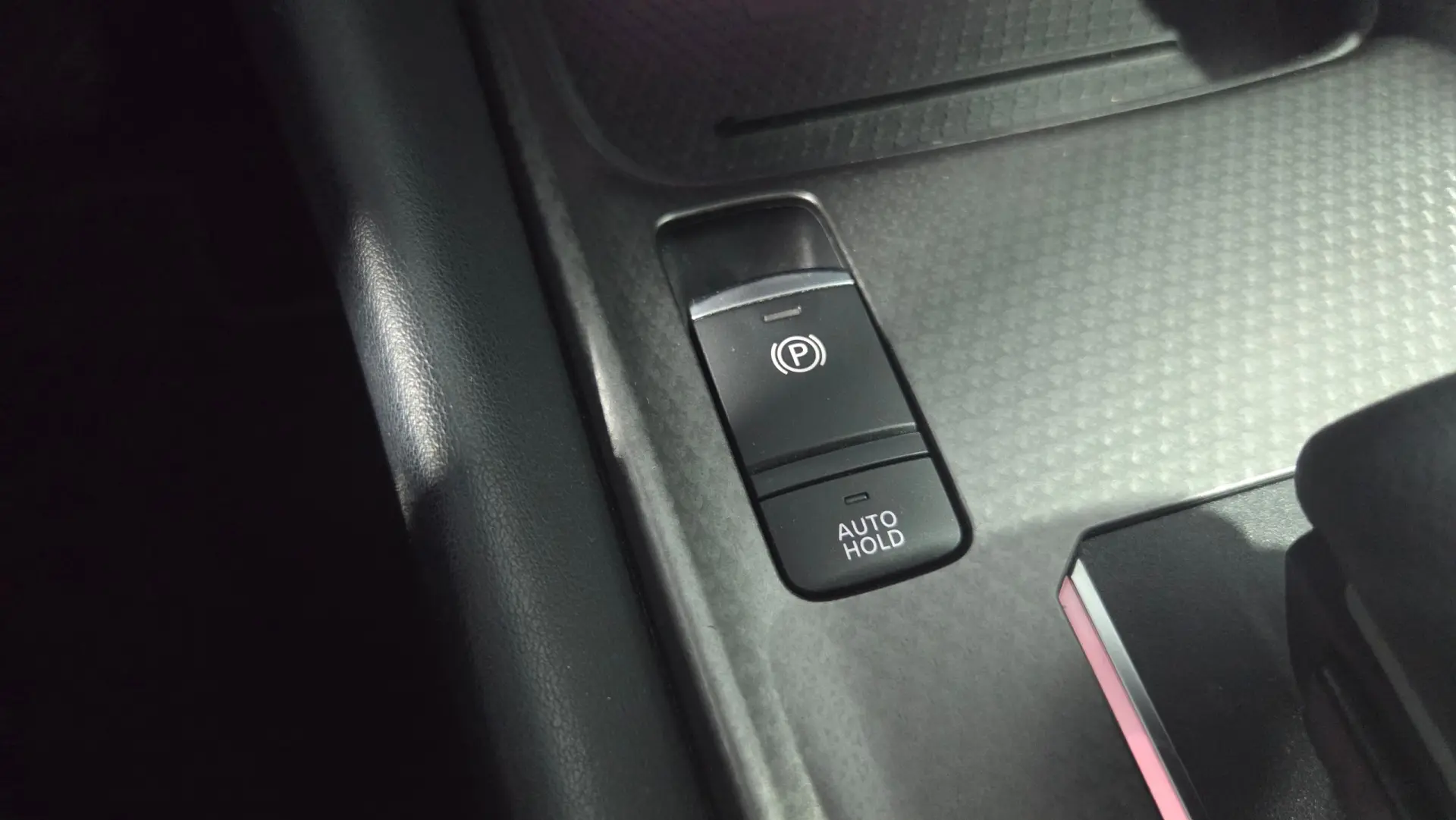 Nissan Qashqai 1.3 DIG-T N-Connecta LED Xtronic 30