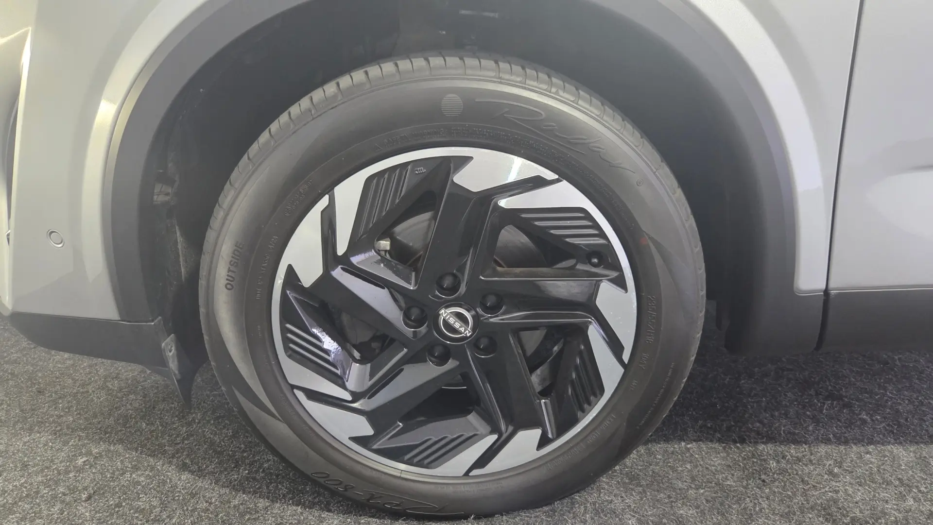 Nissan Qashqai 1.3 DIG-T N-Connecta LED Xtronic 39