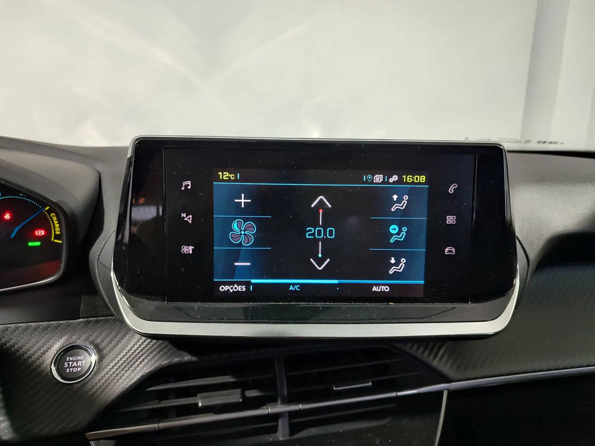 Peugeot e-2008 50 kWh Active Pack 23