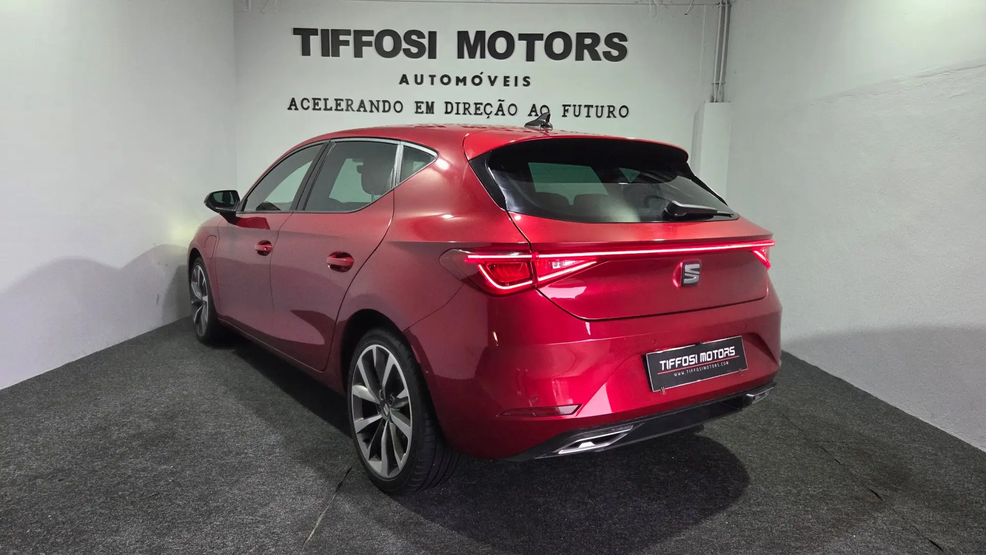 SEAT Leon 1.4 e-Hybrid DSG FR Plus 7