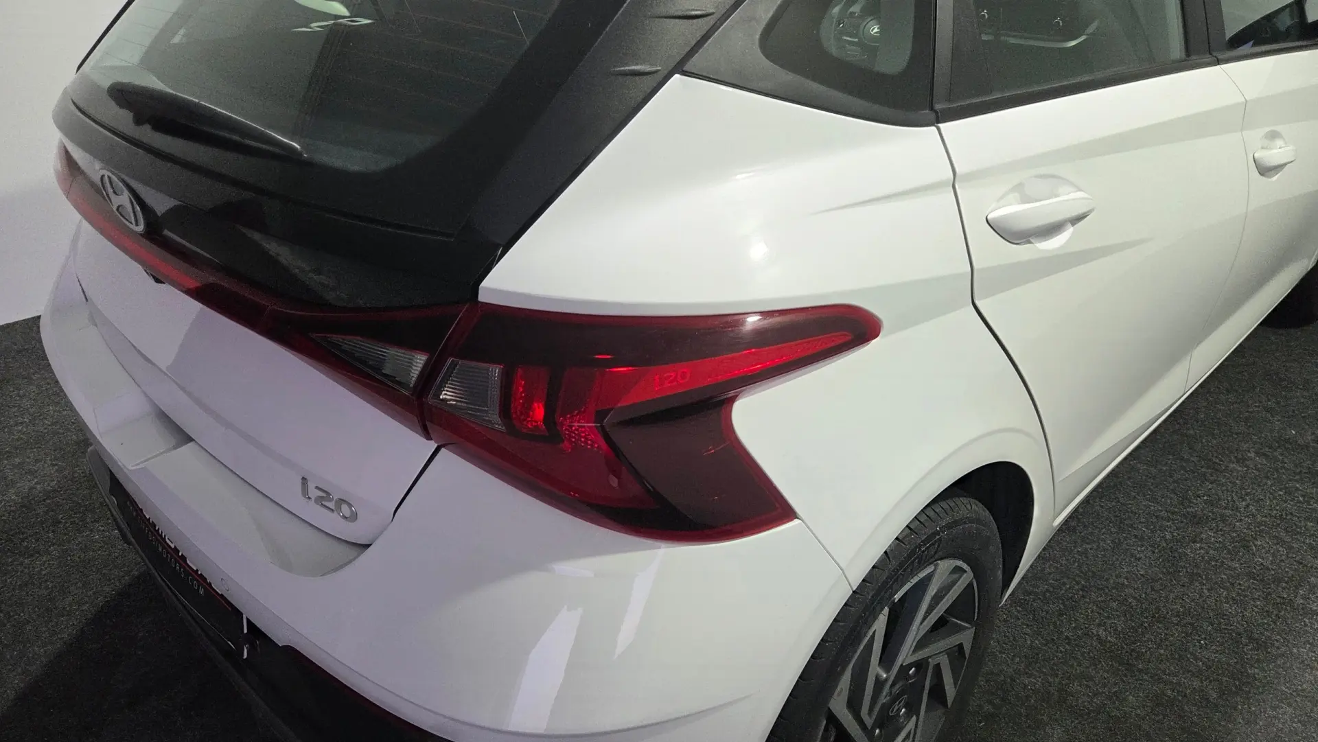 Hyundai i20 1.0 T-GDI Style Plus 9