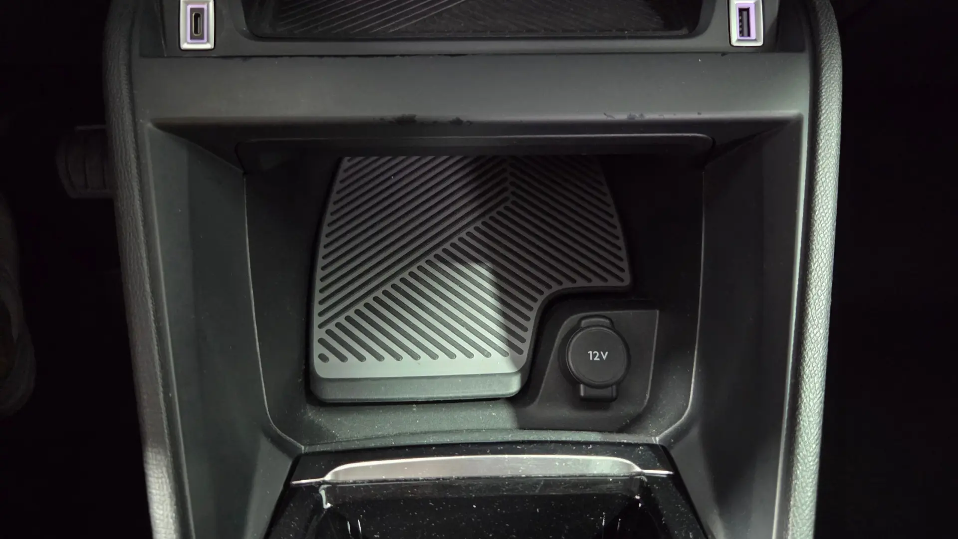Citroen e-C4 50 kWh Shine Pack 31