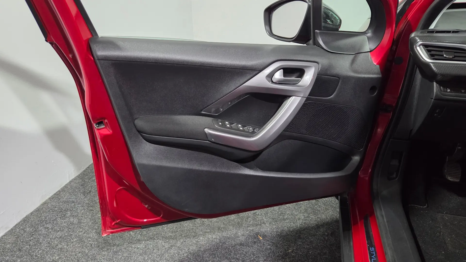 Peugeot 2008 PureTech 130 Stop&Start Allure 34