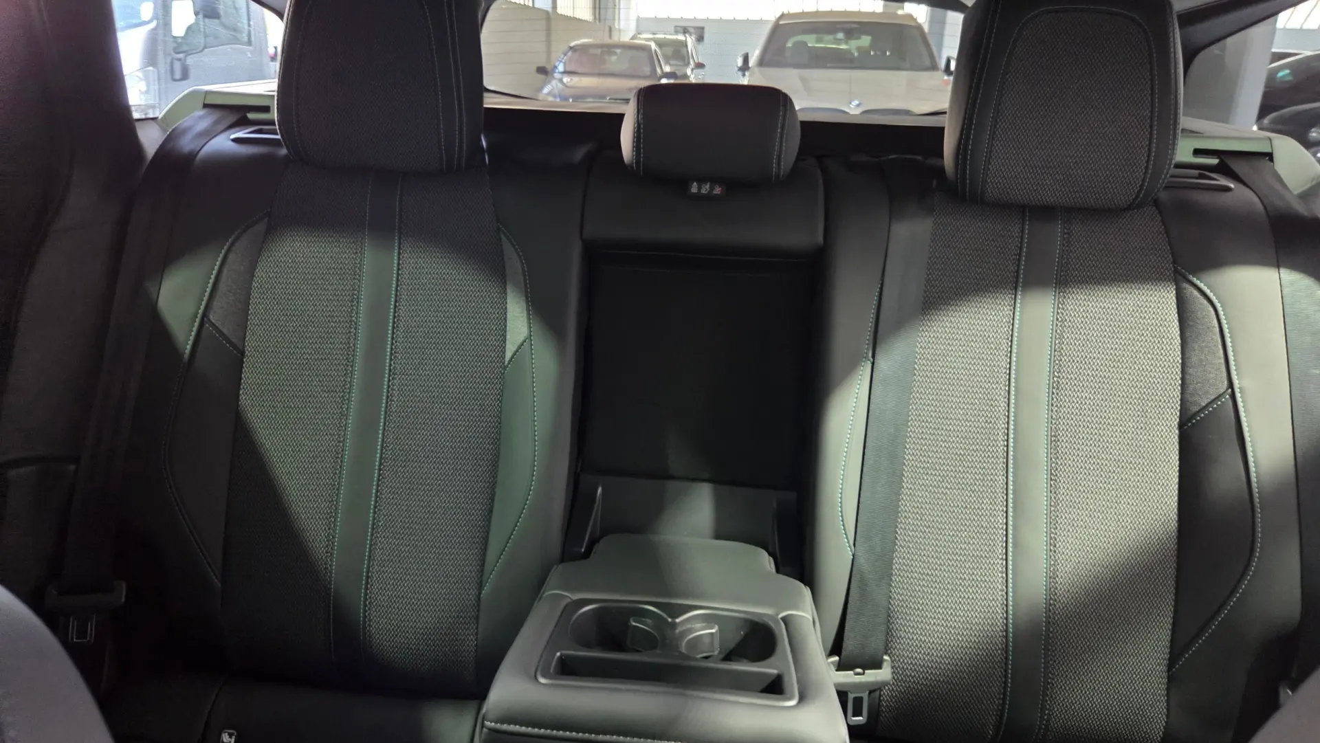 Peugeot 308 SW BlueHDi 130 EAT8 Allure Pack 17
