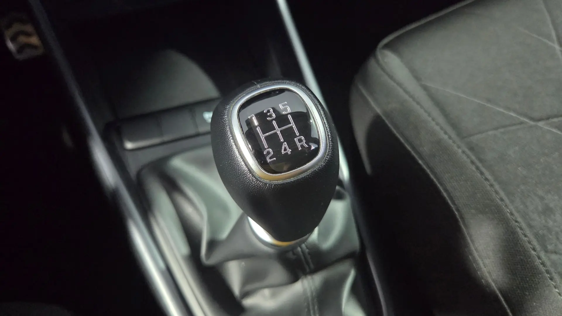 Hyundai Bayon 1.2 Select 31