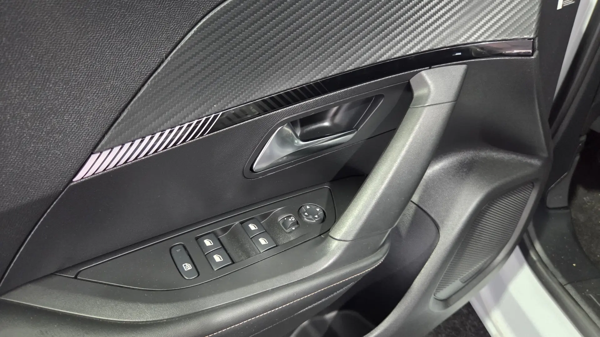 Peugeot 2008 PureTech 100 Stop&Start Allure 35