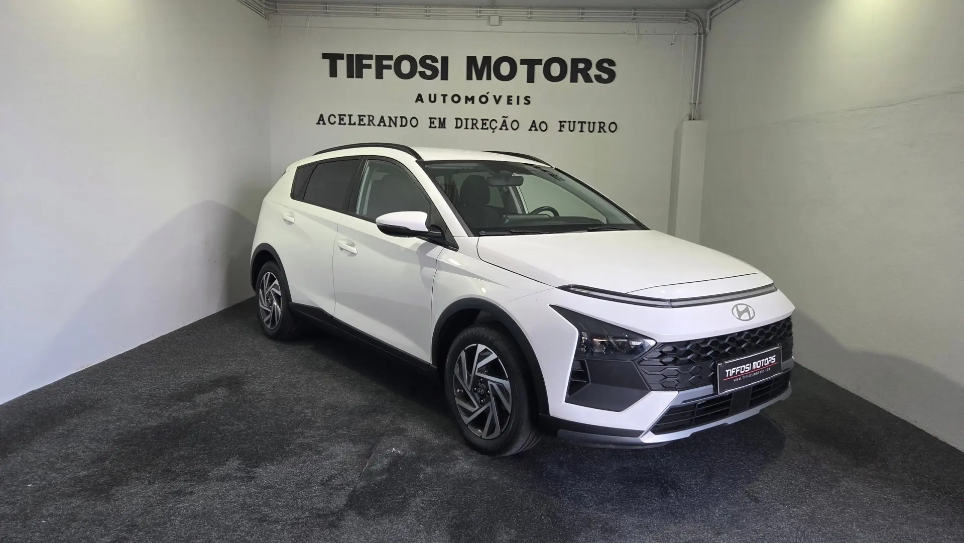 Hyundai Bayon 1.0 T-GDI 48V-Hybrid DCT Connect & Go 2