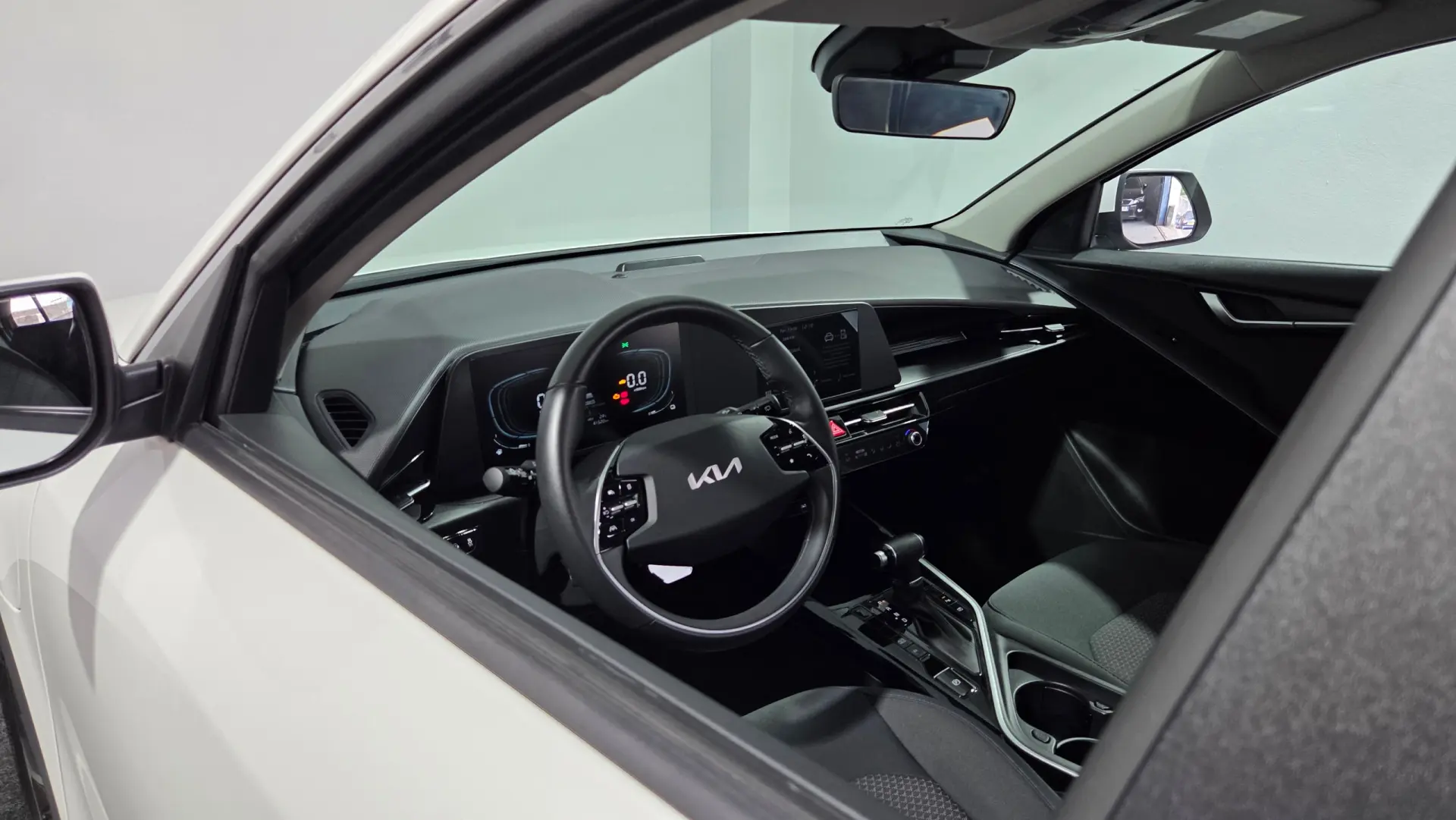 Kia Niro 1.6 GDI PHEV 2WD OPF Aut. Spirit 12