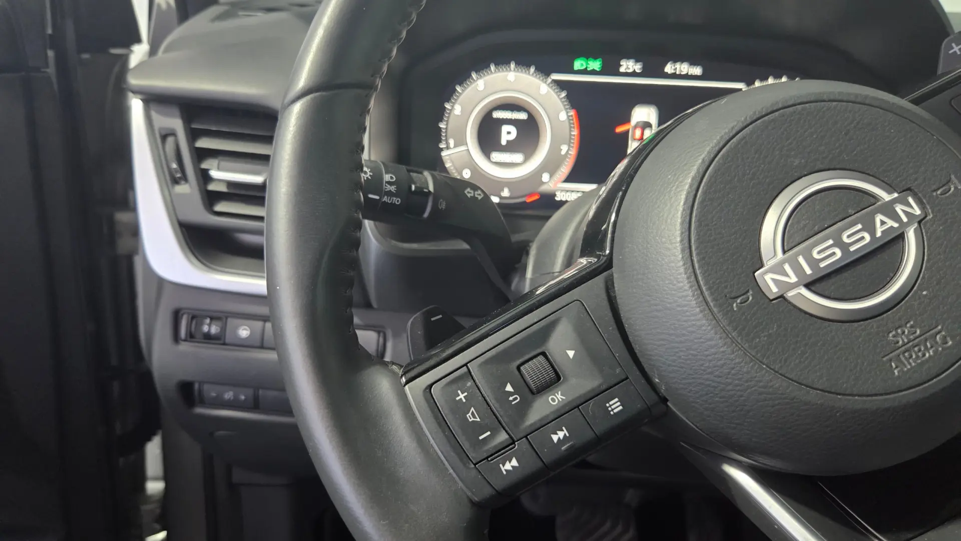Nissan Qashqai 1.3 DIG-T N-Connecta LED Xtronic 35