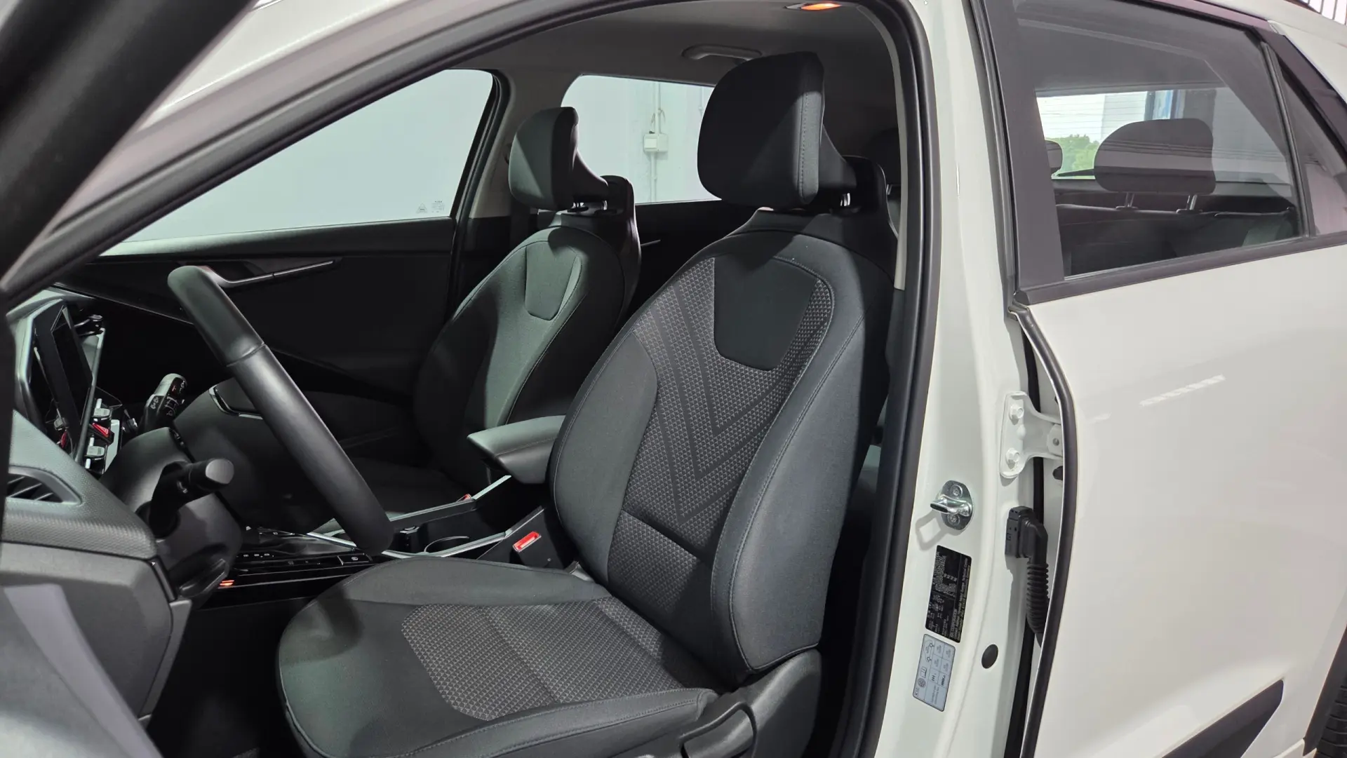 Kia Niro 1.6 GDI PHEV 2WD OPF Aut. Spirit 13