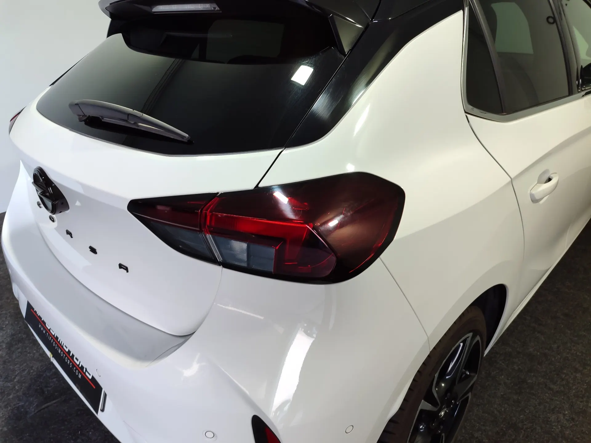 Opel Corsa 1.2 T GS 9