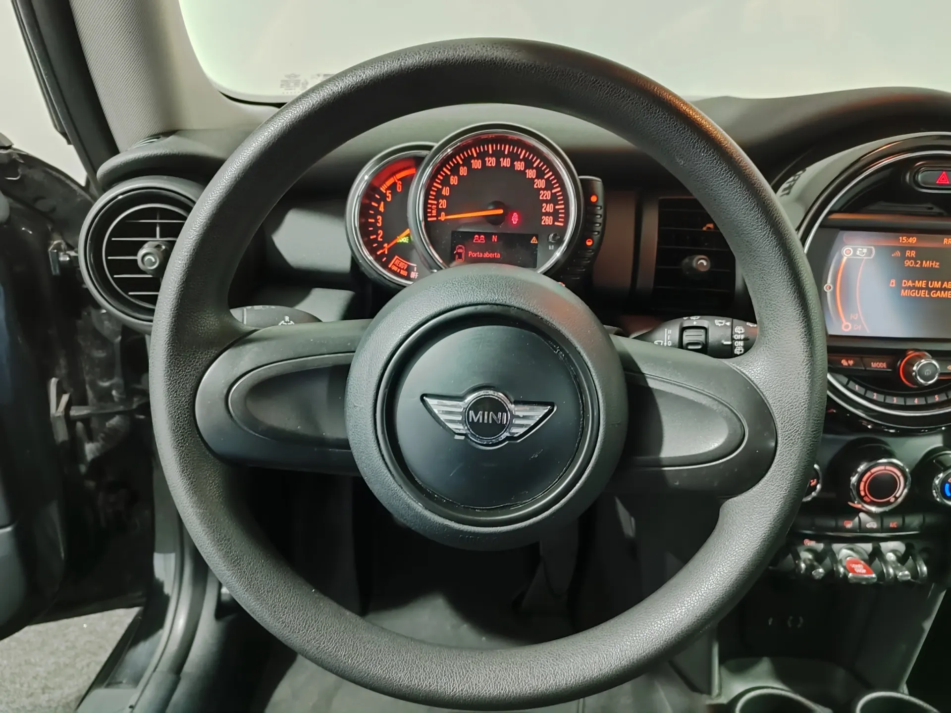 MINI 3 Portas One D 18