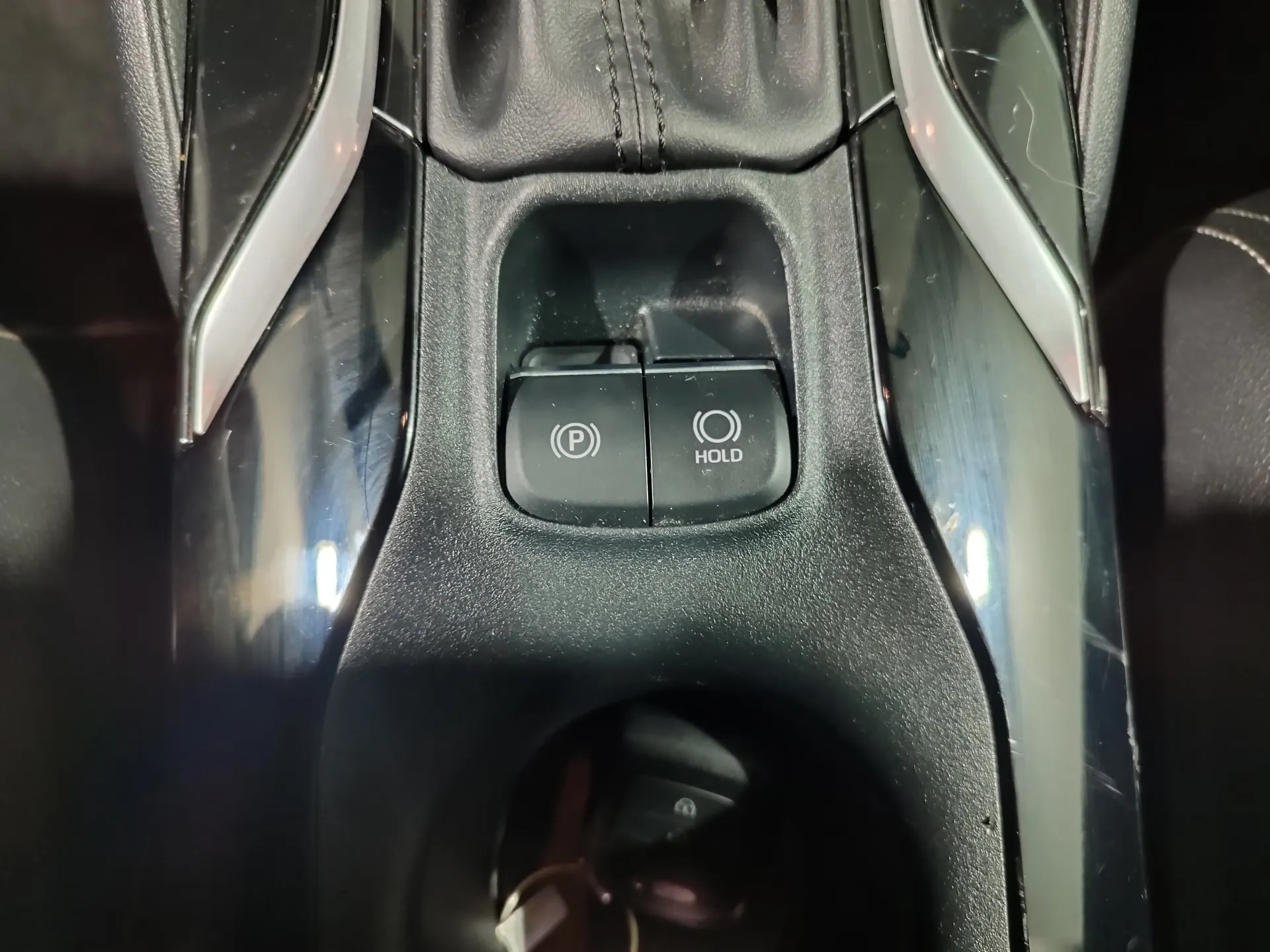 Toyota Corolla 1.8 Hybrid Exclusive 29