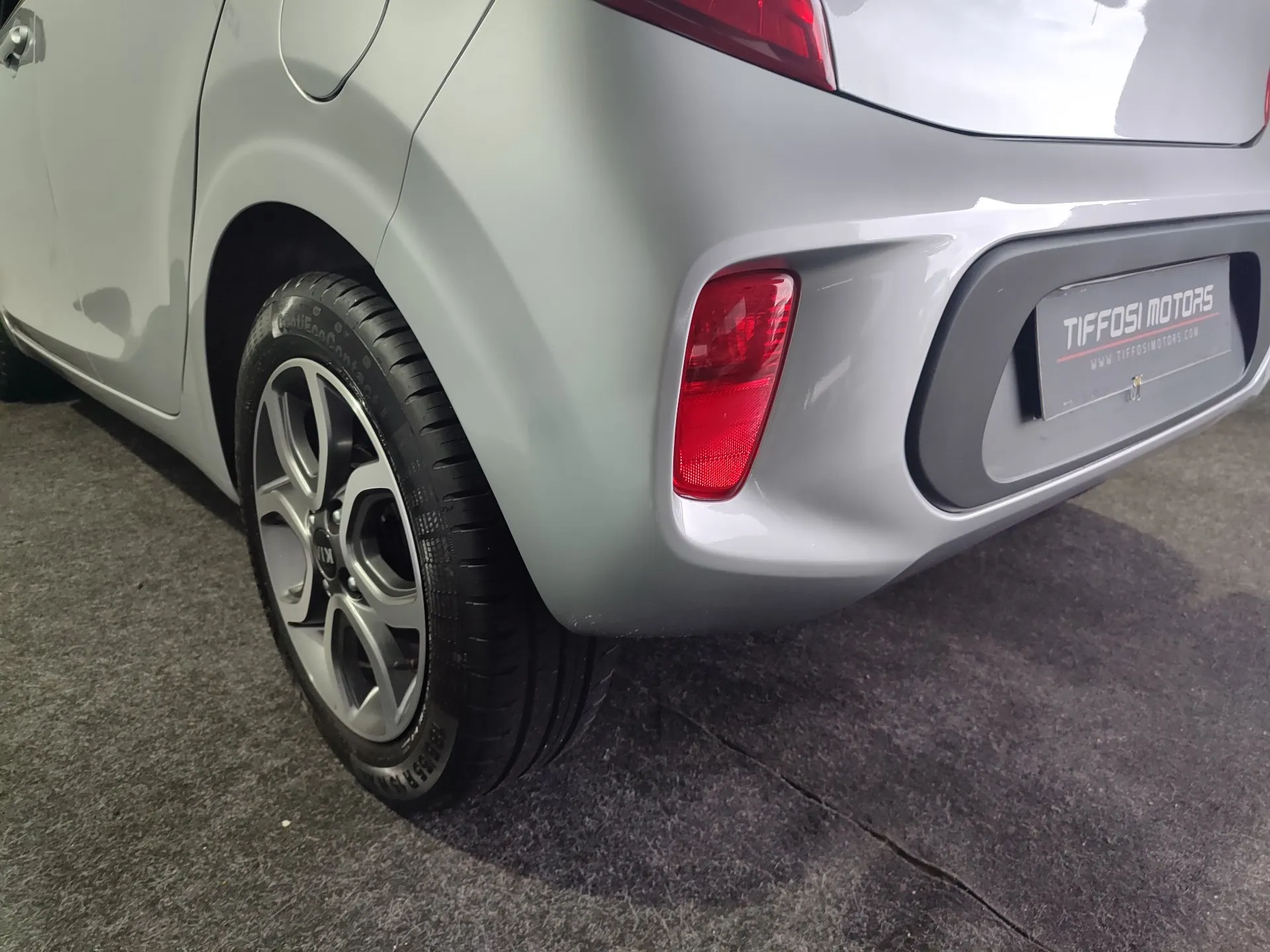 Kia Picanto 1.0 MPi Urban 5AMT 10