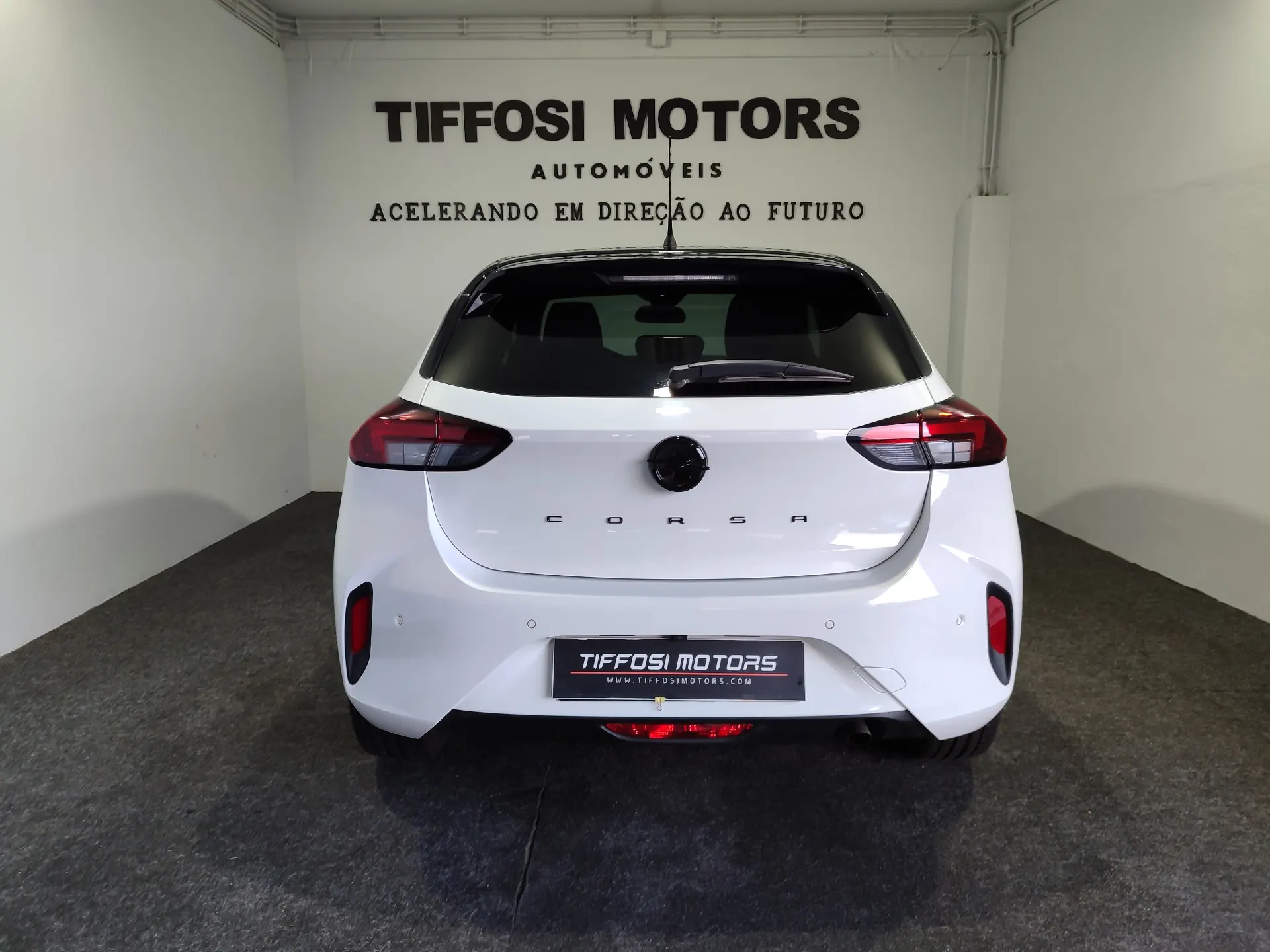 Opel Corsa 1.2 T GS 8