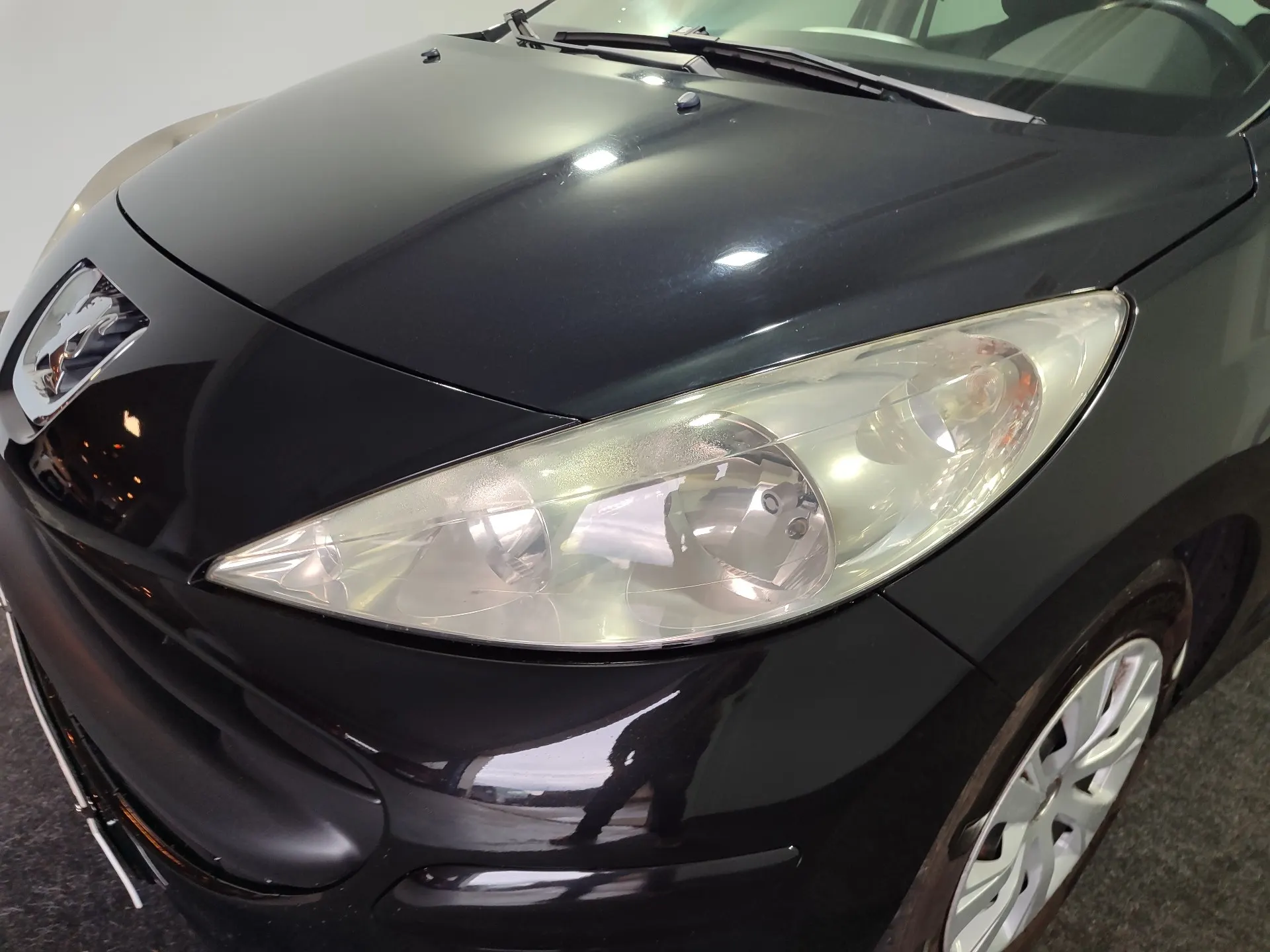 Peugeot 207 1.4 HDi Trendy 4
