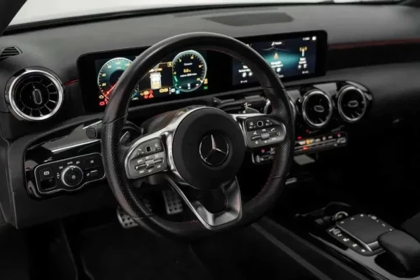 Mercedes-Benz A 180 d AMG Line Aut. 5