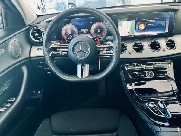 Mercedes-Benz E 220 30