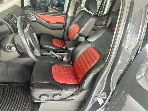 Nissan Navara 2.5 dCi CD 3.5T SE+BDT 16