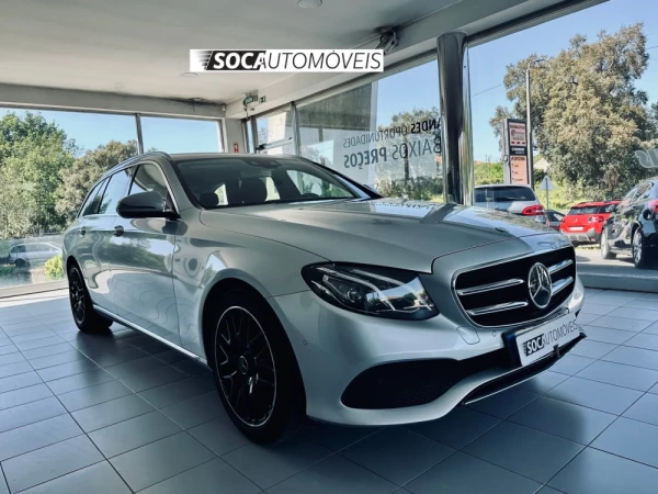 Mercedes-Benz E 220 4