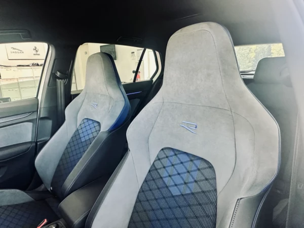 Volkswagen Golf 12