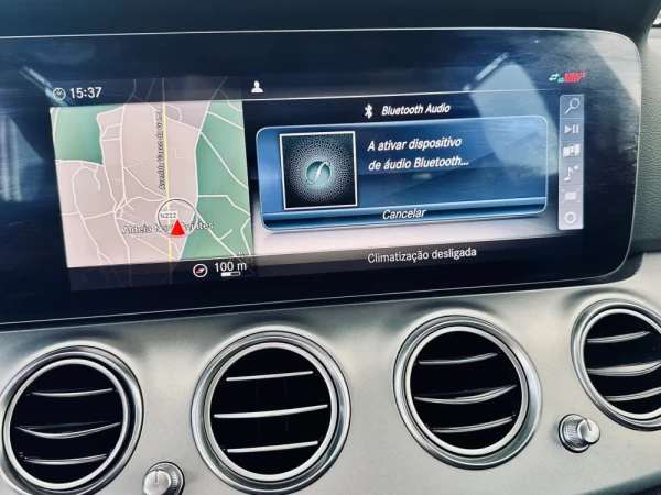 Mercedes-Benz E 220 22