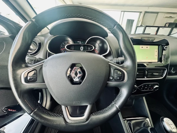 Renault Clio Sport Tourer 8