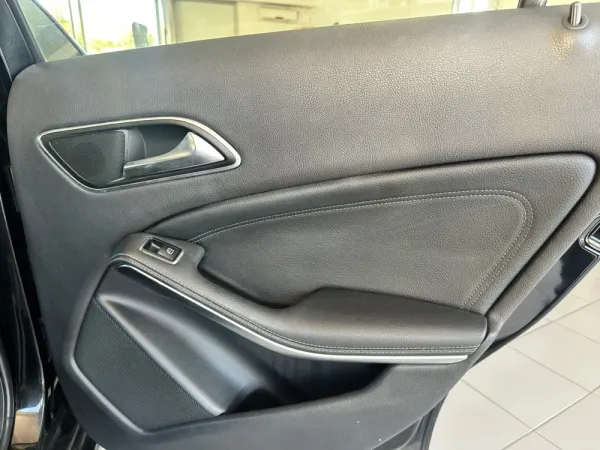 Mercedes-Benz A 180 1.8 CDI 7G-DCT 25