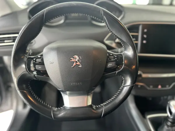 Peugeot 308 SW 1.5 BlueHDi Style 11