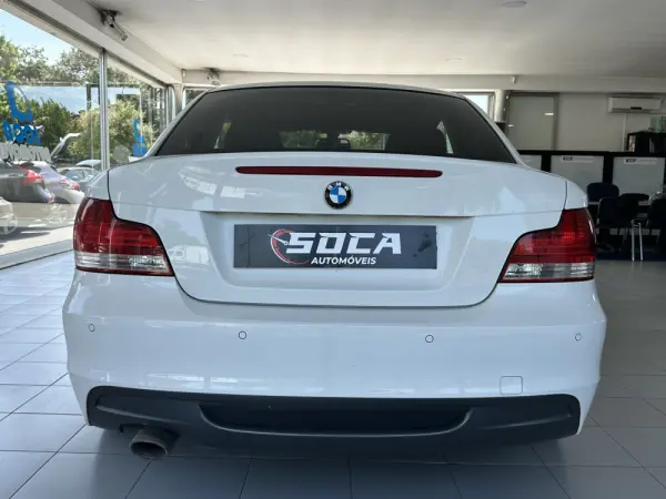 BMW 118 d Pack M Coupe 6