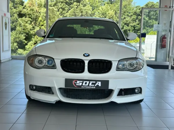 BMW 118 d Pack M Coupe 2