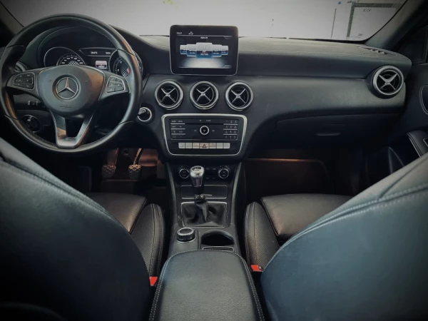 Mercedes-Benz A 180 d 17