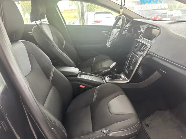 Volvo V40 Cross Country 31