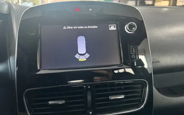 Renault Clio Sport Tourer 0.9 TCe Limited 14