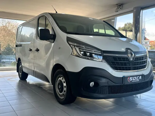 Renault Trafic 2.0 dCi L1H1 1.2T Intens 4