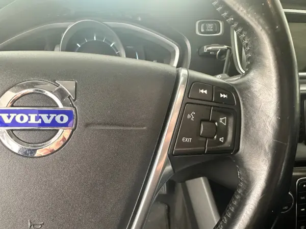 Volvo V40 Cross Country 13