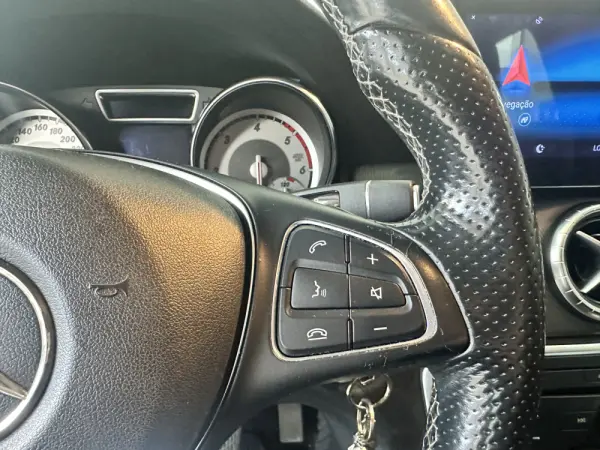 Mercedes-Benz CLA 200 d Shooting Brake Aut. 15