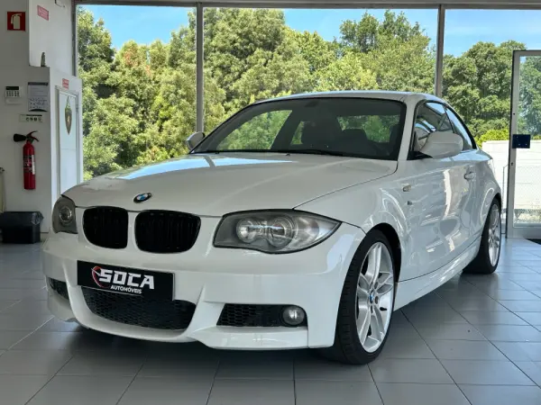 BMW 118 d Pack M Coupe 1